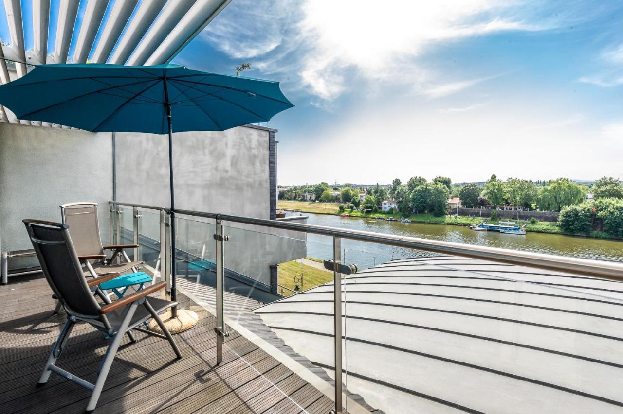 Niebieski Art Hotel & Spa Cracóvia Exterior foto View from the balcony of a penthouse apartment