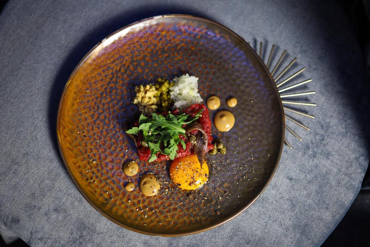 Niebieski Art Hotel & Spa Cracóvia Exterior foto A dish at the restaurant