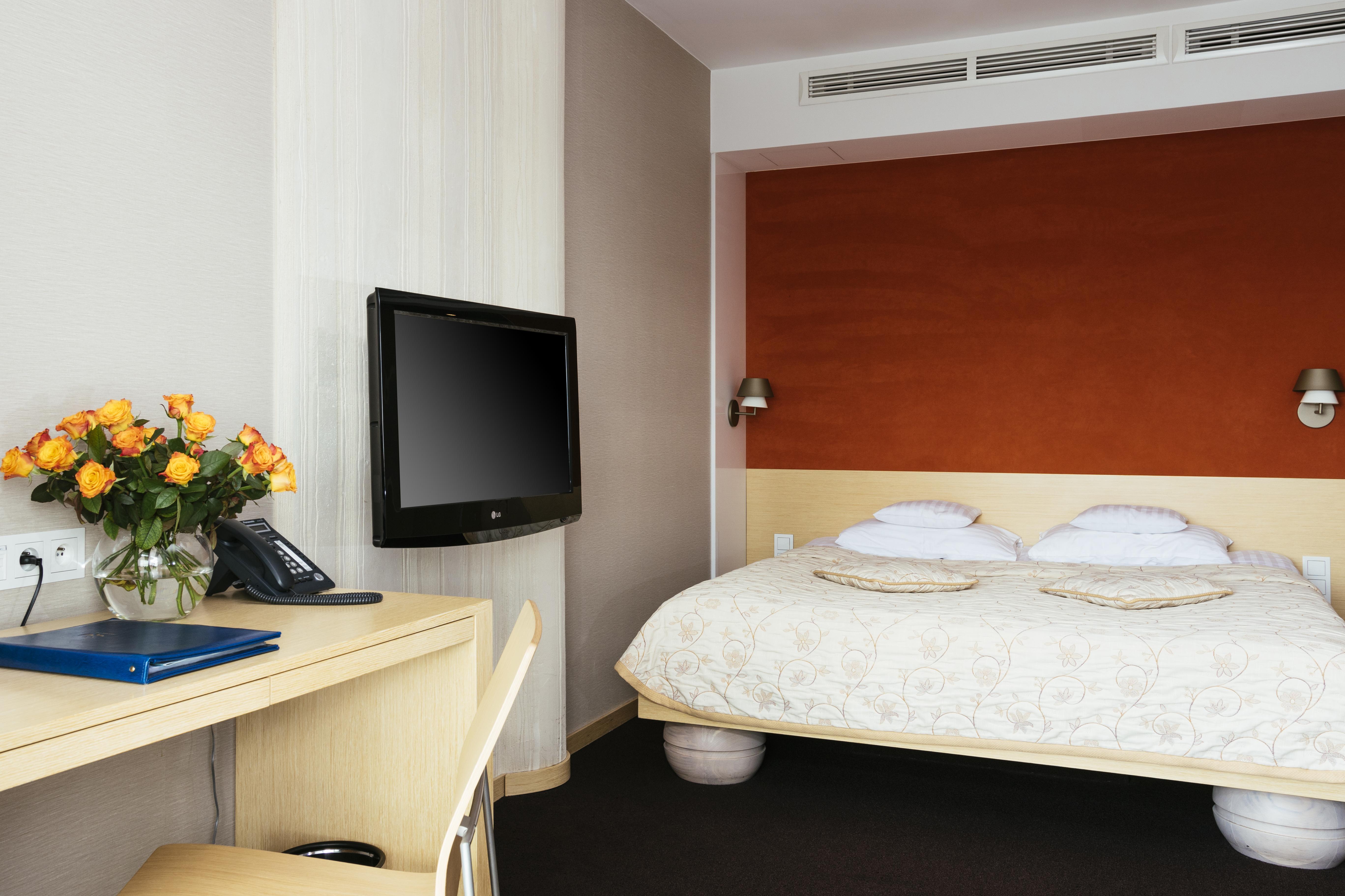 Niebieski Art Hotel & Spa Cracóvia Exterior foto A typical room at the hotel