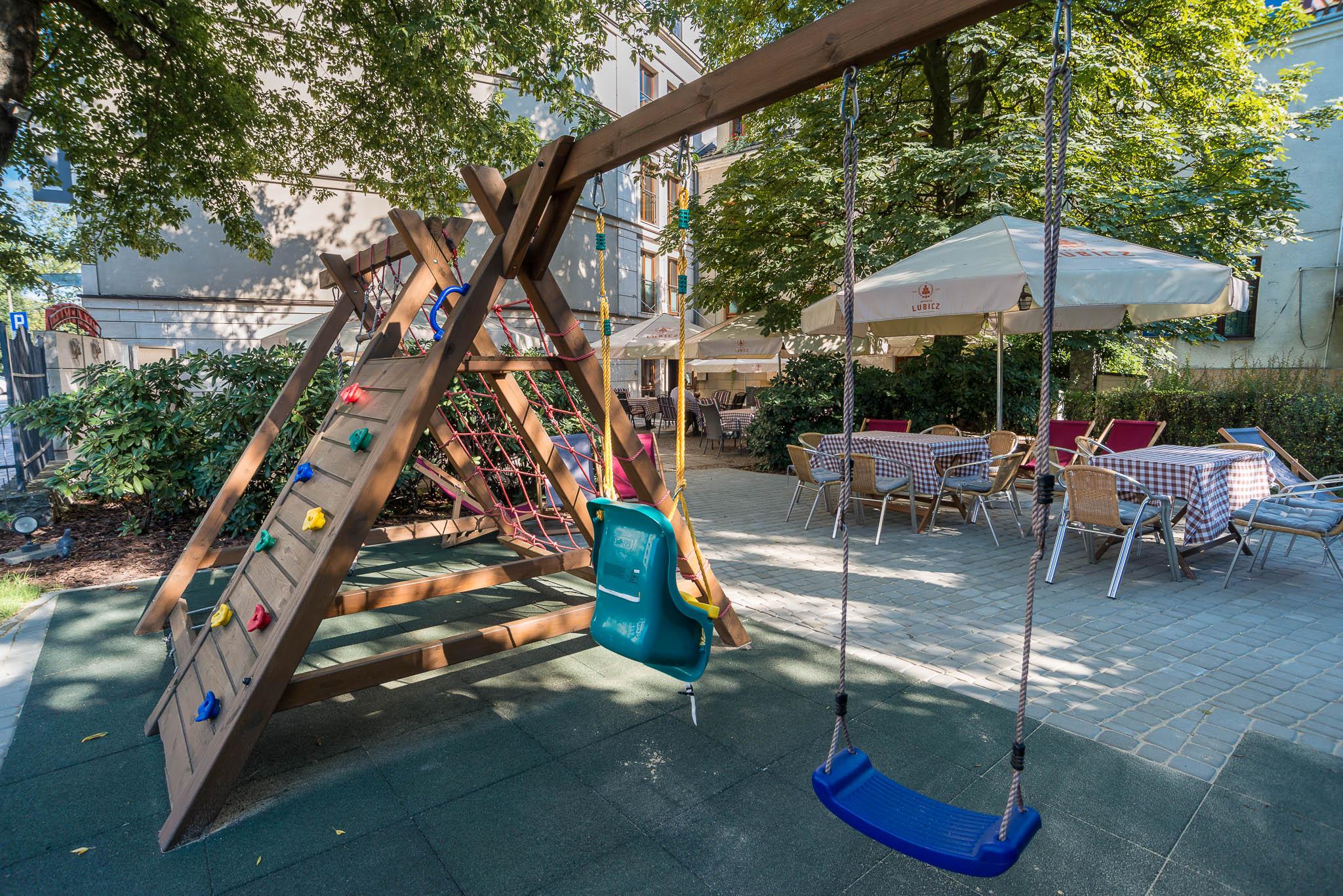 Niebieski Art Hotel & Spa Cracóvia Exterior foto Playground