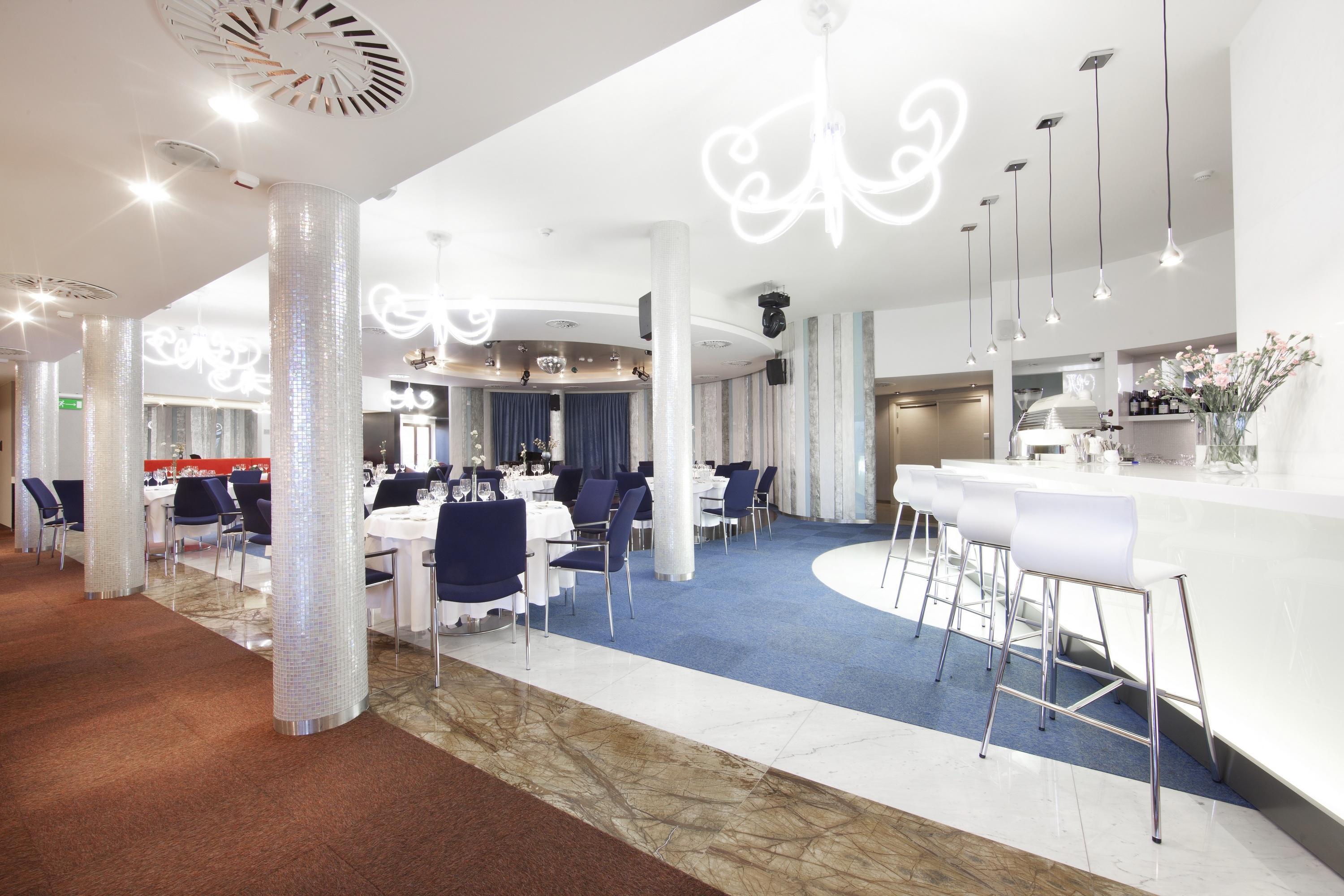 Niebieski Art Hotel & Spa Cracóvia Exterior foto The lounge at the airport
