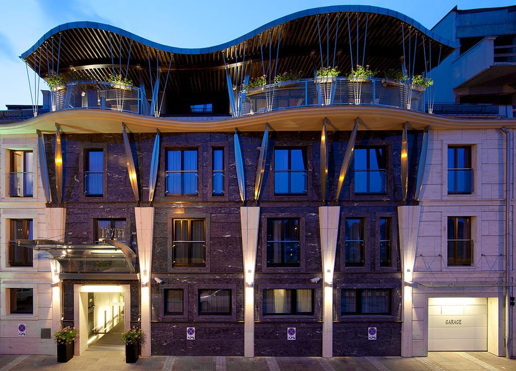 Niebieski Art Hotel & Spa Cracóvia Exterior foto The hotel in 2012